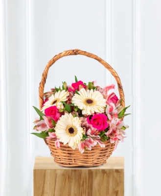 enviar regalos para nacimientos Cesta de flores Victoria