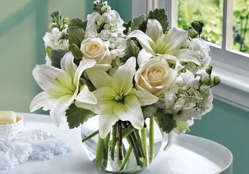 Ramos de flores blancas para regalo